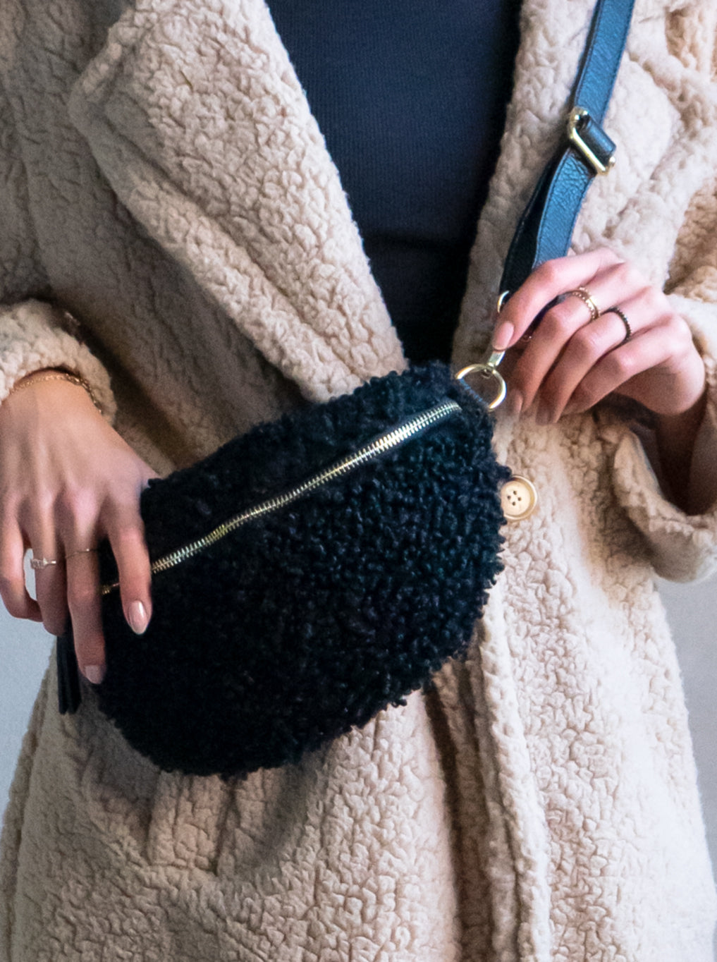 Teddy Crossbody Tasche